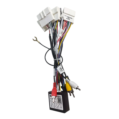 Câble équipé des véhicules à moteur adapté aux besoins du client pour le fil de queue de Nissan GPS