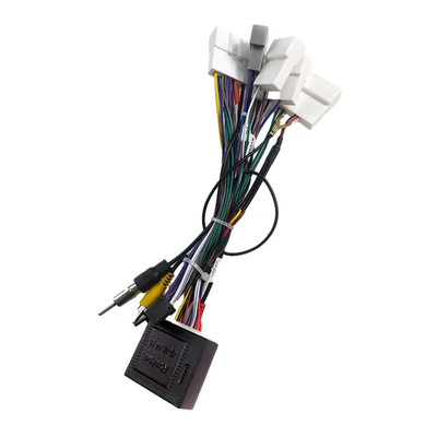 Couleur rouge de terminal de 1,5 de mètre de RCA de fil du harnais 3 généralistes de branches pour Nissan Vehicle