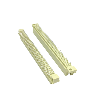 DIN41612 2.54mm Pitch DIN Connecteur 48 broches Femme 3 rangées Socket Type C à travers le trou emballement de plateau vertical
