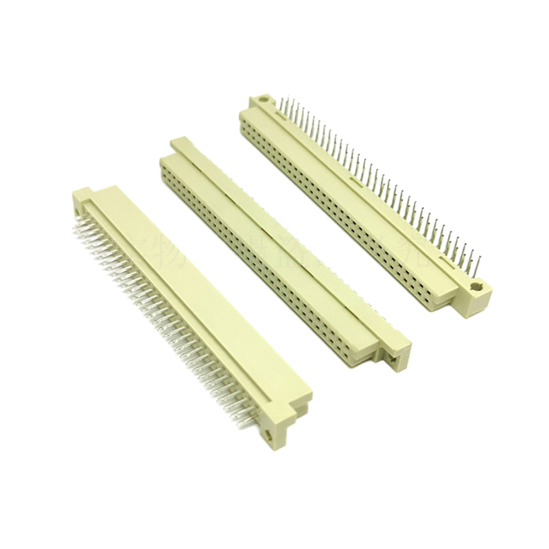 DIN41612 2.54mm Pitch DIN Connecteur 48 broches Femme 3 rangées Socket Type C à travers le trou emballement de plateau vertical